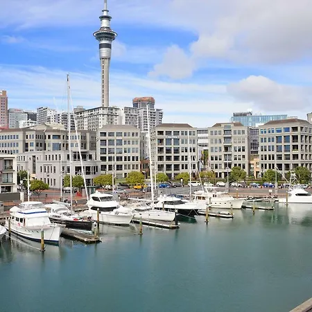 Qv 2 Bedrooms Apartment Overlooking Marina -680